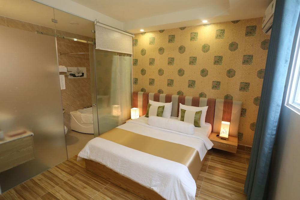 Thuy Sakura Hotel & Serviced Apartment Ho Chi Minh City Exterior photo