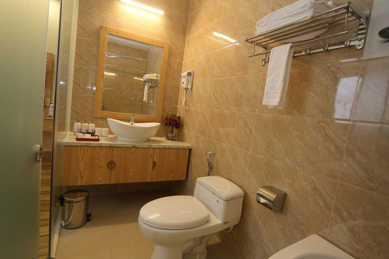 Thuy Sakura Hotel & Serviced Apartment Ho Chi Minh City Exterior photo